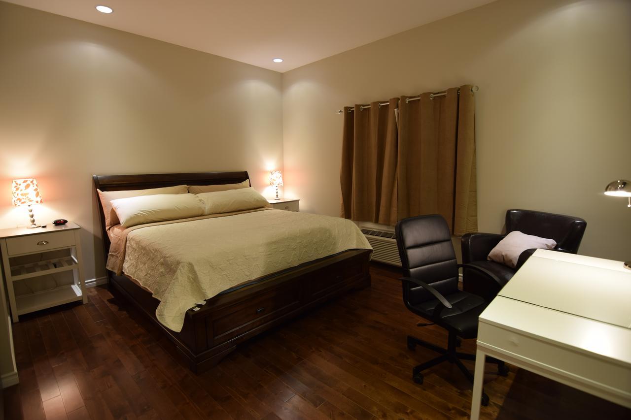 Chetwynd The Lion Inn & Suites מראה חיצוני תמונה